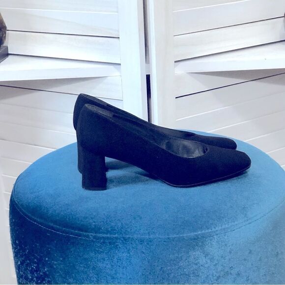 Stuart Weitzman Black Pumps Squared Toe Size 5 - Picture 1 of 6